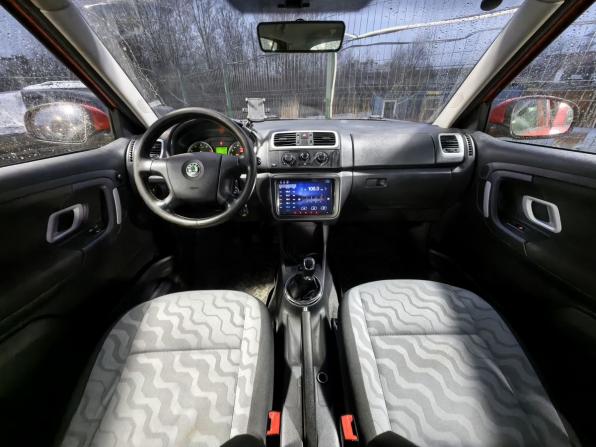 Skoda Fabia II с пробегом 2009 года, цена 214 900 рублей, 294000 км, универсал, Автокод Объявления