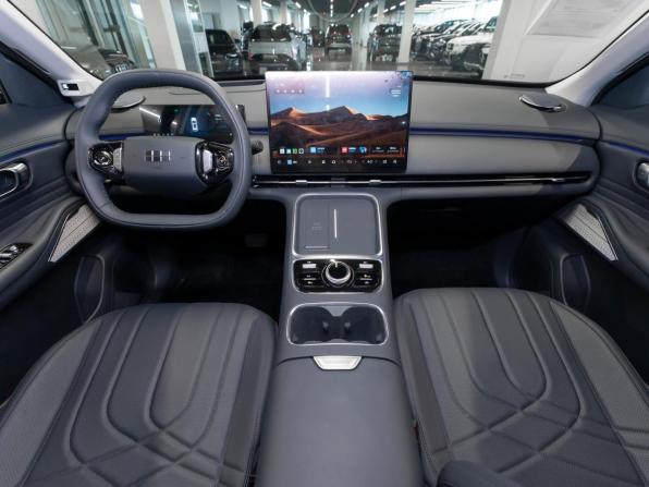 Geely Galaxy Starship 7 с пробегом 2025 года, цена 3 450 000 рублей, 25 км, внедорожник, Автокод Объявления