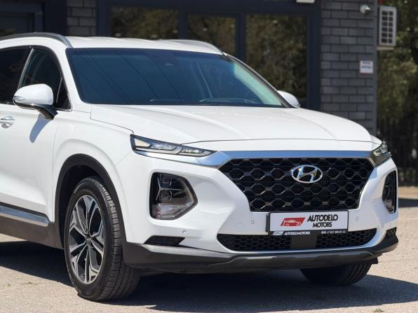 Hyundai Santa Fe IV с пробегом 2019 года, цена 2 720 000 рублей, 127792 км, внедорожник, Автокод Объявления