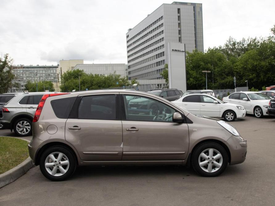 Nissan Note I Москва  - изображение 3