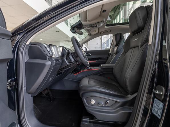 Hongqi HS3 с пробегом 2025 года, цена 3 130 000 рублей, 1 км, внедорожник, Автокод Объявления