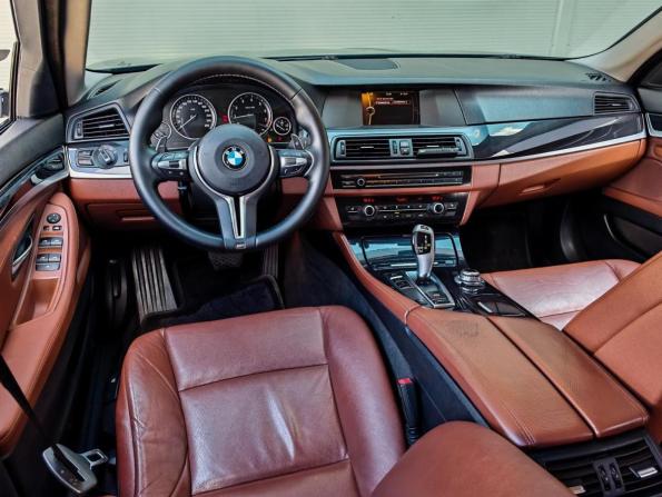 BMW 5 серии VI (F10/F11/F07) с пробегом 2013 года, цена 2 099 000 рублей, 237660 км, седан, Автокод Объявления