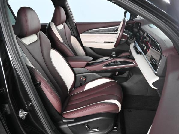 Geely Monjaro I с пробегом 2023 года, цена 3 299 000 рублей, 27955 км, внедорожник, Автокод Объявления