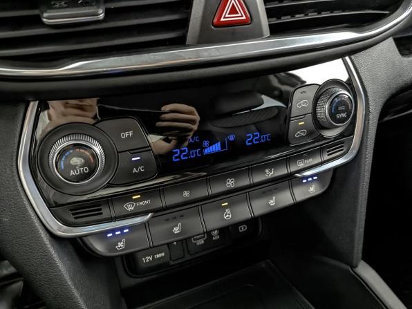 Hyundai Santa Fe IV с пробегом 2019 года, цена 3 350 000 рублей, 64745 км, внедорожник, Автокод Объявления