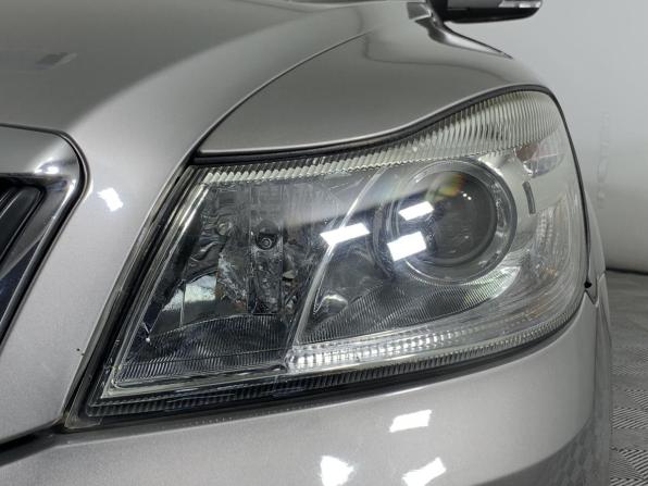 Skoda Octavia II (A5) Рестайлинг с пробегом 2012 года, цена 1 042 000 рублей, 110726 км, лифтбек, Автокод Объявления