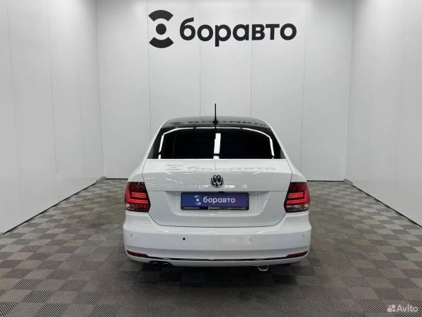 Volkswagen Polo V Рестайлинг с пробегом 2018 года, цена 1 375 000 рублей, 113002 км, седан, Автокод Объявления