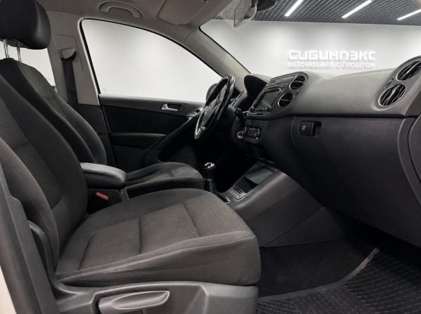 Volkswagen Tiguan I Рестайлинг с пробегом 2012 года, цена 1 099 000 рублей, 191000 км, внедорожник, Автокод Объявления