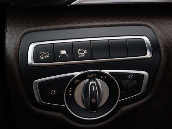 Mercedes-Benz V-Класс III (W447) с пробегом 2017 года, цена 4 250 000 рублей, 201005 км, минивэн, Автокод Объявления