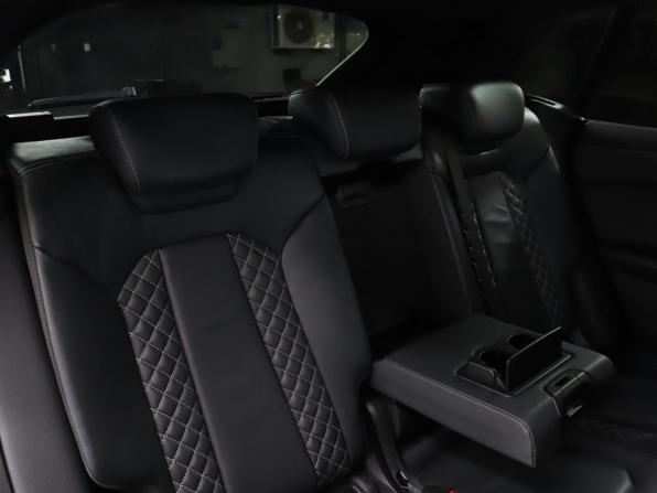 Audi SQ8 I (4M) с пробегом 2019 года, цена 9 950 000 рублей, 54000 км, внедорожник, Автокод Объявления
