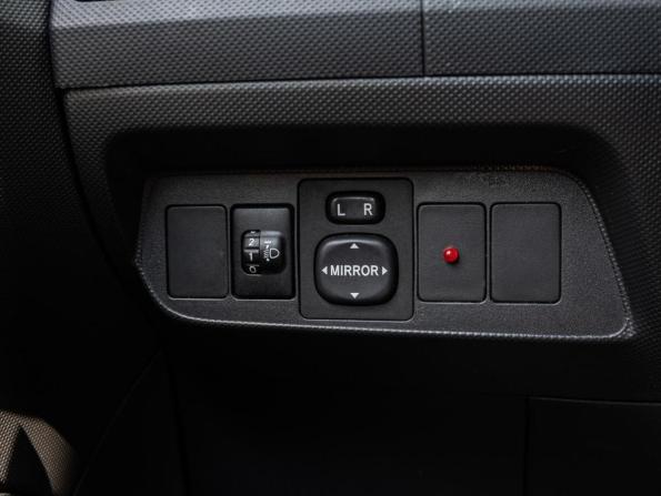Toyota Auris I с пробегом 2008 года, цена 795 000 рублей, 184901 км, хэтчбек, Автокод Объявления