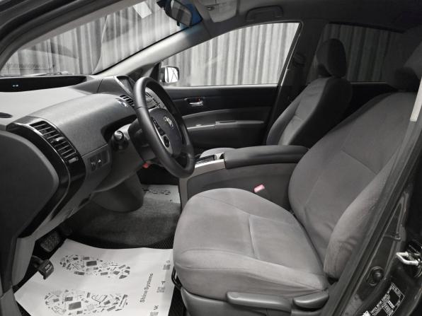 Toyota Prius II Рестайлинг (XW20) с пробегом 2008 года, цена 699 000 рублей, 322000 км, лифтбек, Автокод Объявления