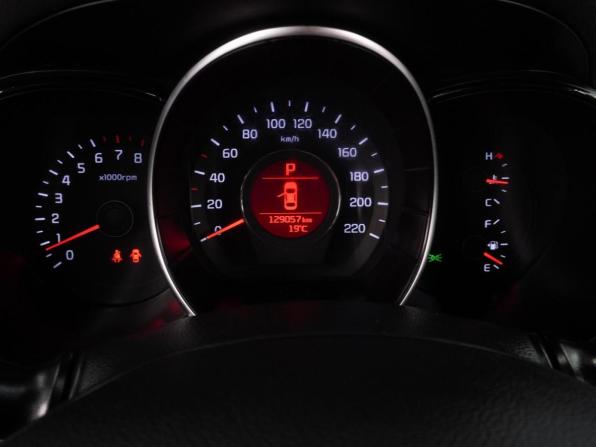 Kia Rio III Рестайлинг с пробегом 2015 года, цена 1 099 000 рублей, 129057 км, седан, Автокод Объявления