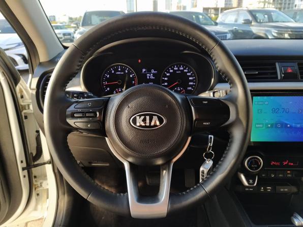 Kia Rio IV с пробегом 2017 года, цена 1 300 000 рублей, 107500 км, седан, Автокод Объявления