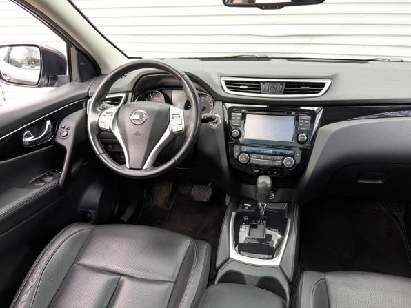 Nissan Qashqai II с пробегом 2015 года, цена 1 685 000 рублей, 110446 км, внедорожник, Автокод Объявления