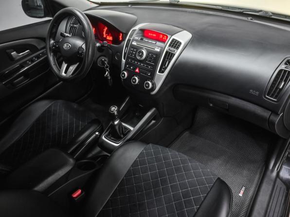 Kia Ceed I Рестайлинг с пробегом 2011 года, цена 699 000 рублей, 208031 км, хэтчбек, Автокод Объявления