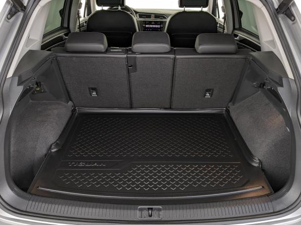 Volkswagen Tiguan II с пробегом 2018 года, цена 2 900 000 рублей, 62715 км, внедорожник, Автокод Объявления