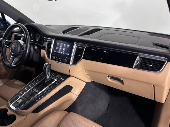Porsche Macan I с пробегом 2017 года, цена 3 680 000 рублей, 92198 км, внедорожник, Автокод Объявления
