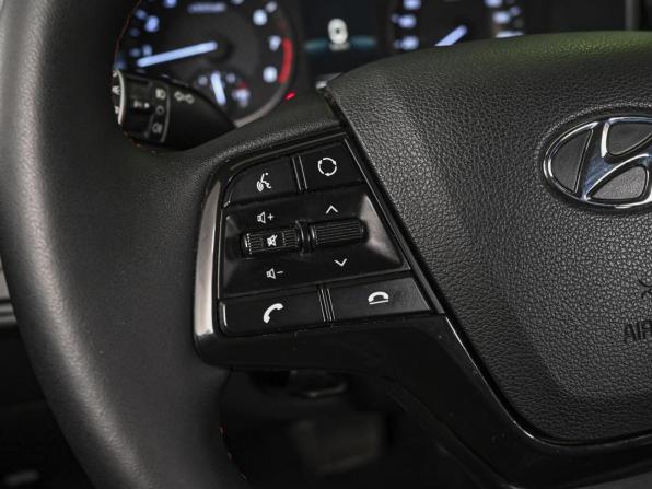 Hyundai Solaris II Рестайлинг с пробегом 2020 года, цена 1 790 000 рублей, 85514 км, седан, Автокод Объявления