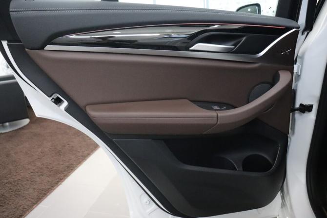 BMW X3 III (G01) Рестайлинг с пробегом 2024 года, цена 7 900 000 рублей, 33 км, внедорожник, Автокод Объявления
