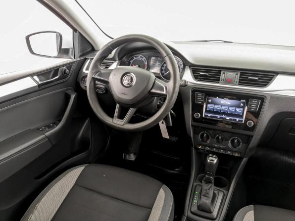 Skoda Rapid I Рестайлинг с пробегом 2019 года, цена 1 100 000 рублей, 199977 км, лифтбек, Автокод Объявления