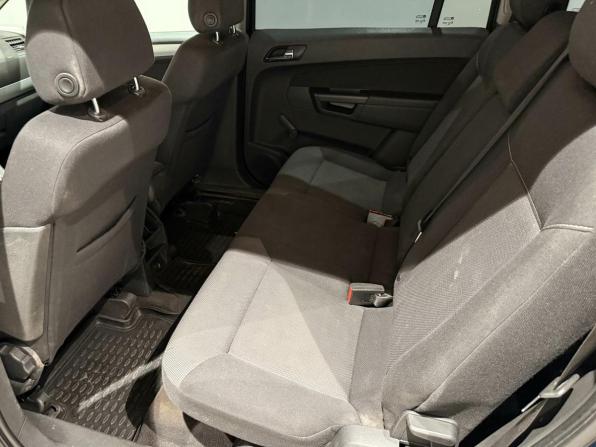 Opel Zafira B Рестайлинг с пробегом 2011 года, цена 592 350 рублей, 291293 км, минивэн, Автокод Объявления