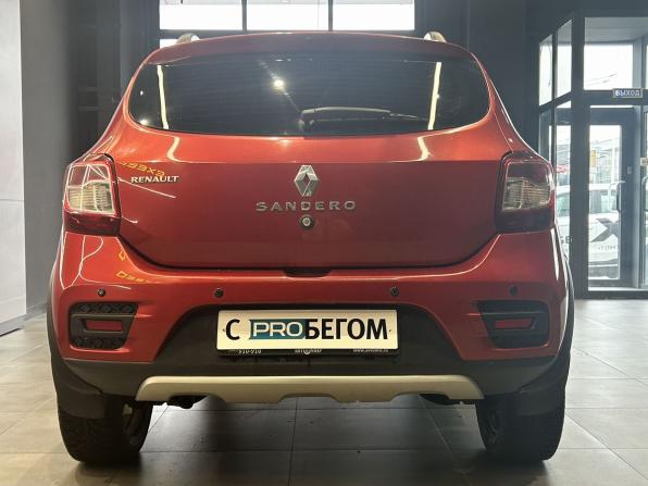 Renault Sandero II с пробегом 2016 года, цена 690 000 рублей, 111597 км, хэтчбек, Автокод Объявления