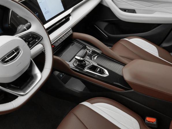 Geely Monjaro I с пробегом 2023 года, цена 3 320 000 рублей, 30230 км, внедорожник, Автокод Объявления
