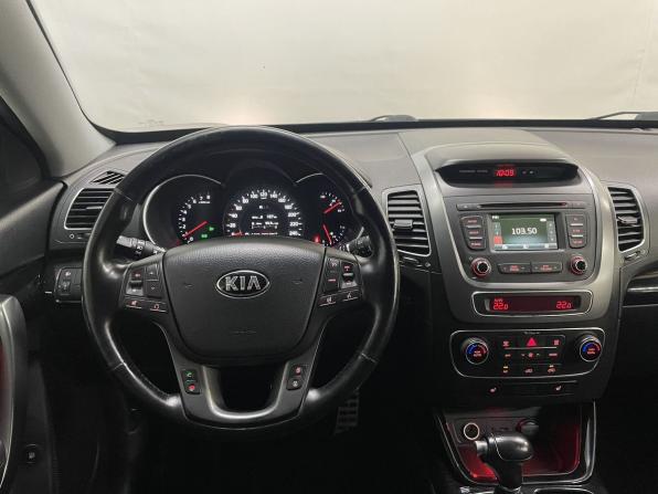 Kia Sorento II Рестайлинг с пробегом 2013 года, цена 1 699 000 рублей, 195179 км, внедорожник, Автокод Объявления