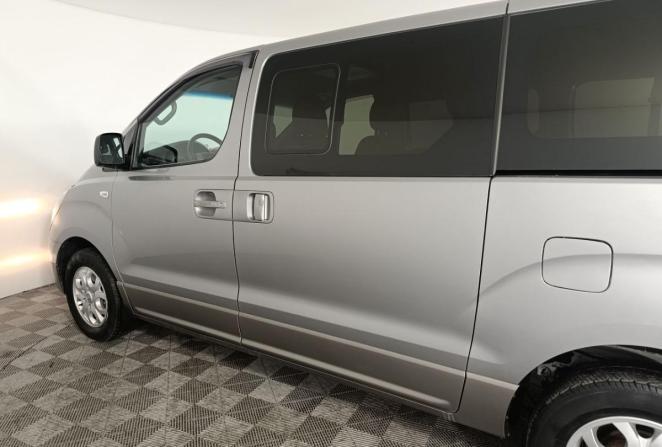 Hyundai H-1 II с пробегом 2014 года, цена 1 730 000 рублей, 217252 км, минивэн, Автокод Объявления