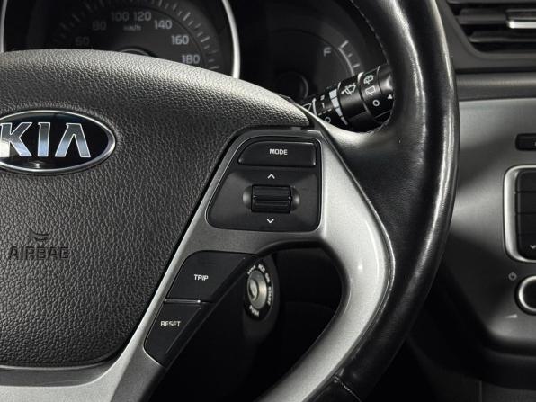 Kia Rio III Рестайлинг с пробегом 2016 года, цена 1 221 000 рублей, 79351 км, хэтчбек, Автокод Объявления