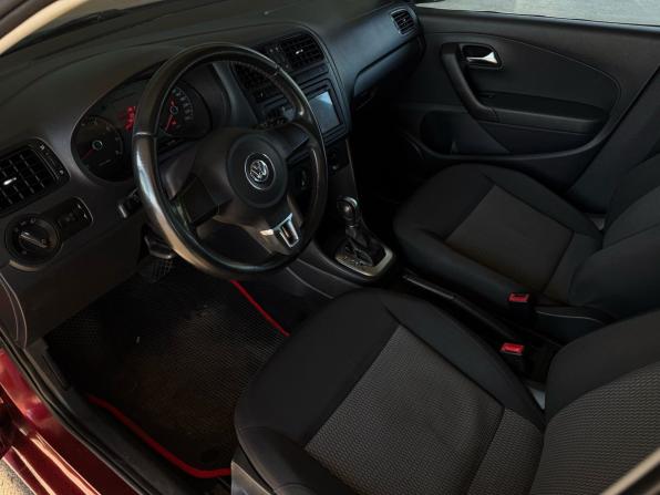 Volkswagen Polo V с пробегом 2012 года, цена 770 000 рублей, 186216 км, седан, Автокод Объявления