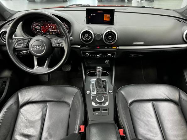 Audi A3 III (8V) Рестайлинг с пробегом 2018 года, цена 1 750 000 рублей, 229251 км, седан, Автокод Объявления