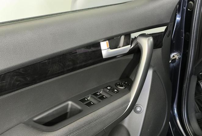 Kia Sorento II Рестайлинг с пробегом 2018 года, цена 2 180 000 рублей, 70263 км, внедорожник, Автокод Объявления