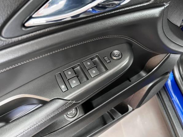 Cadillac SRX II Рестайлинг с пробегом 2012 года, цена 1 095 000 рублей, 234957 км, внедорожник, Автокод Объявления
