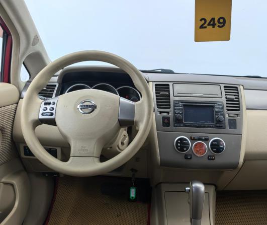 Nissan Tiida I с пробегом 2010 года, цена 750 000 рублей, 148000 км, хэтчбек, Автокод Объявления