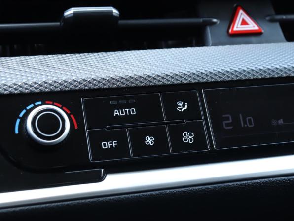 Kia Sportage V с пробегом 2023 года, цена 3 160 000 рублей, 59688 км, внедорожник, Автокод Объявления