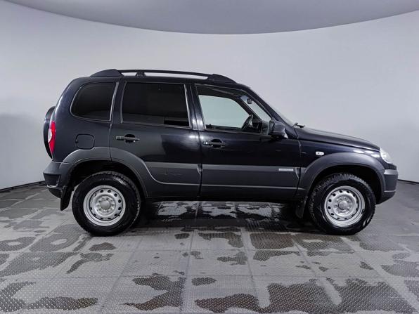 Chevrolet Niva I Рестайлинг с пробегом 2016 года, цена 670 000 рублей, 72684 км, внедорожник, Автокод Объявления