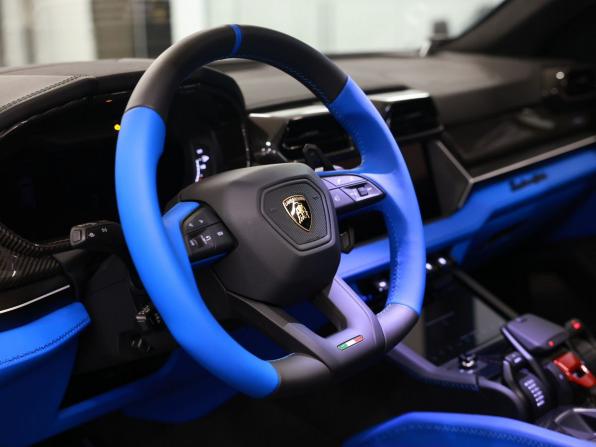 Lamborghini Urus I Рестайлинг с пробегом 2025 года, цена 40 900 000 рублей, 59 км, внедорожник, Автокод Объявления