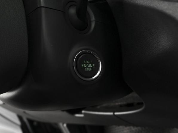 Skoda Rapid II с пробегом 2021 года, цена 1 770 000 рублей, 91236 км, лифтбек, Автокод Объявления