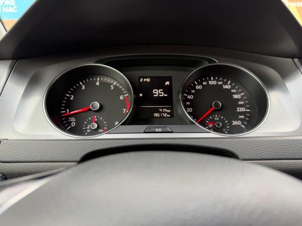 Volkswagen Golf VII с пробегом 2013 года, цена 950 000 рублей, 190000 км, хэтчбек, Автокод Объявления