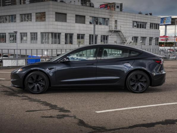 Tesla Model 3 I Рестайлинг с пробегом 2025 года, цена 7 559 000 рублей, 3615 км, седан, Автокод Объявления