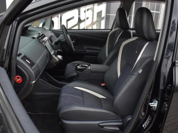 Toyota Prius Alpha I (ZVW40/41) Рестайлинг с пробегом 2015 года, цена 1 945 000 рублей, 213799 км, универсал, Автокод Объявления