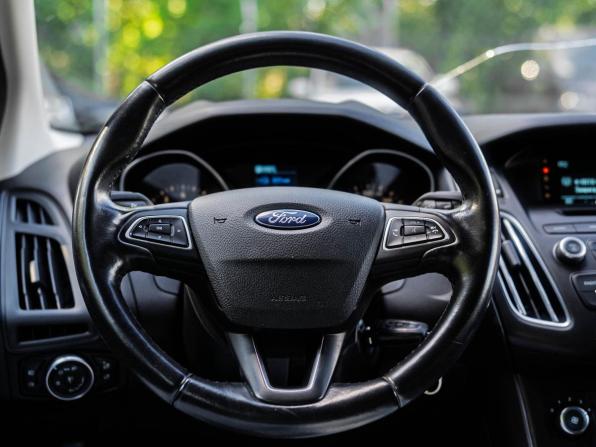 Ford Focus III Рестайлинг с пробегом 2017 года, цена 799 000 рублей, 182952 км, седан, Автокод Объявления