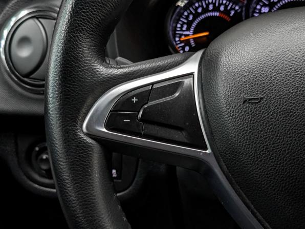 Renault Sandero II Рестайлинг с пробегом 2021 года, цена 1 250 000 рублей, 118222 км, хэтчбек, Автокод Объявления