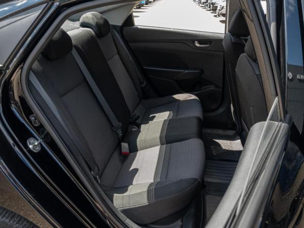 Hyundai Solaris II Рестайлинг с пробегом 2021 года, цена 1 610 000 рублей, 75796 км, седан, Автокод Объявления