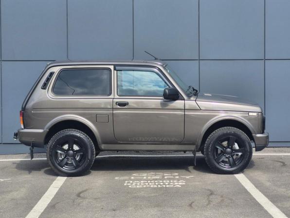 Lada (ВАЗ) Niva Legend с пробегом 2025 года, цена 1 055 000 рублей, 4886 км, внедорожник, Автокод Объявления