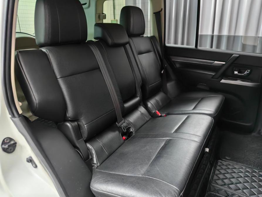 Mitsubishi Pajero IV Рестайлинг 1 Подольск  - изображение 9