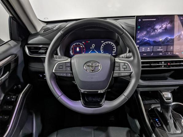 Toyota Highlander IV (XU70) с пробегом 2026 года, цена 5 650 000 рублей, 294 км, внедорожник, Автокод Объявления