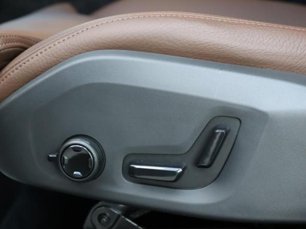 Volvo XC60 II Рестайлинг с пробегом 2024 года, цена 5 500 000 рублей, 23195 км, внедорожник, Автокод Объявления