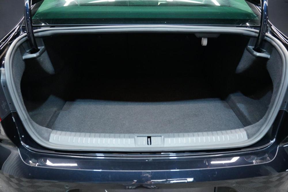 Volkswagen Passat B8 Крым  - изображение 25